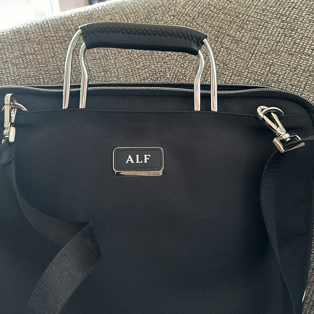 Tumi Slim Brief with padded compartment - Black with Black Leather